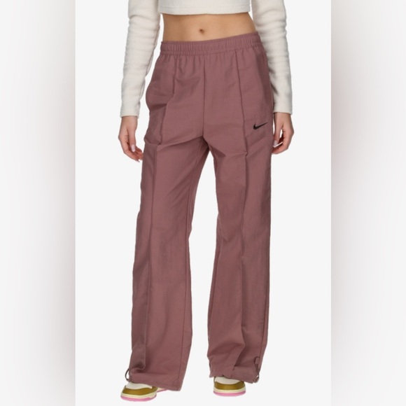 Nike Pink Track Pants with High-Rise Waist - Picture 2 of 16